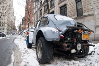 Illustration for article titled I Found A Streetparked Baja Bug!